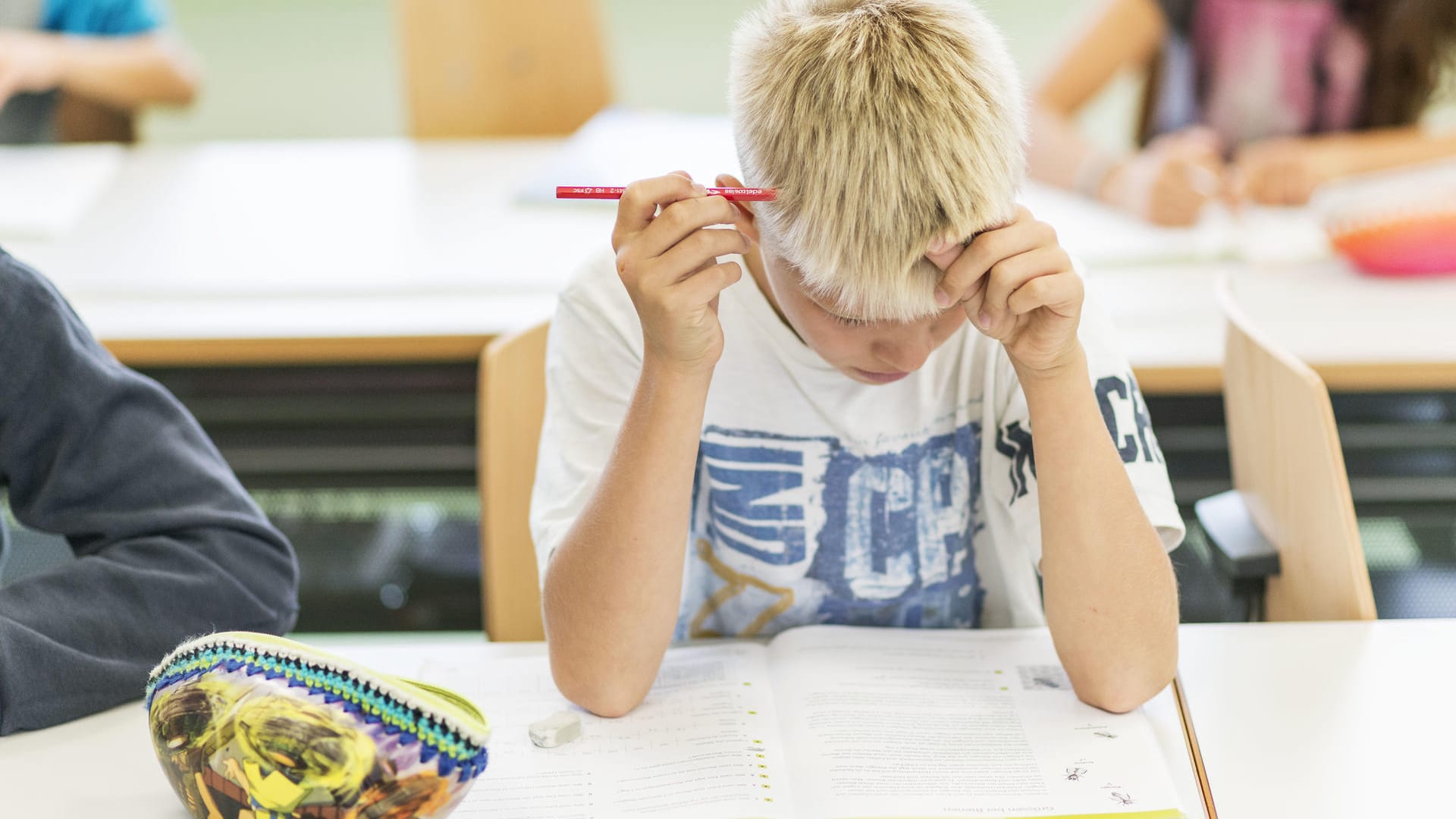 Der Schulwechsel nach der Grundschule löst bei machen Schülern Leistungsdruck aus. (Symbolfoto)