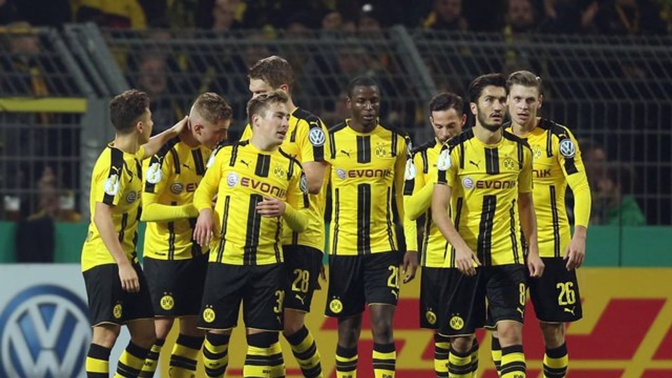 Borussia Dortmund jubelt über den Einzug ins Achtelfinale.