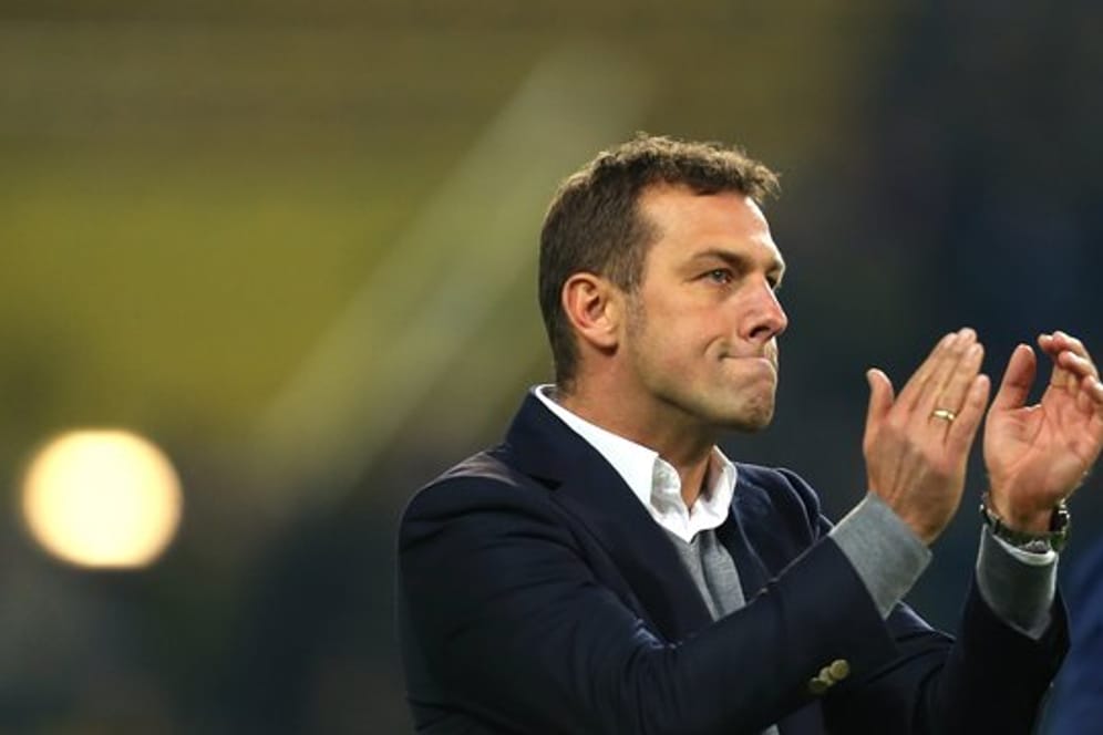 Trainer Markus Weinzierl peilt mit Schalke den dritten Heimsieg in Folge an.