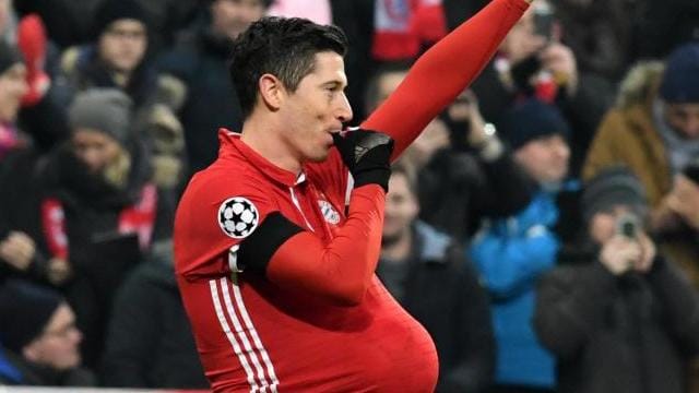Robert Lewandowski jubelt Robert Lewandowski jubelt