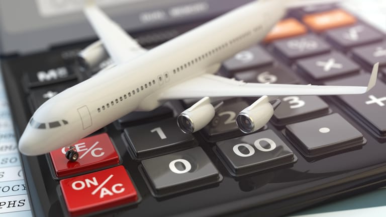 Ein Flugzeug auf einem Taschenrechner