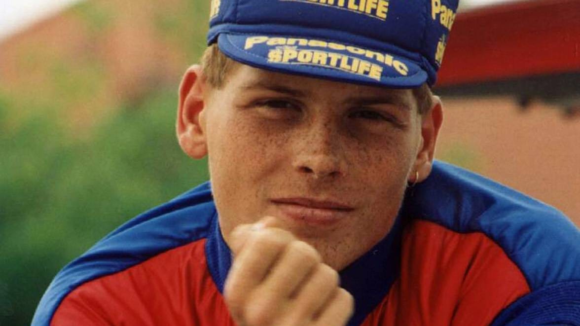 Der Start seiner Karriere: Die Profiteams reißen sich um den jungen Deutschen Jan Ullrich.