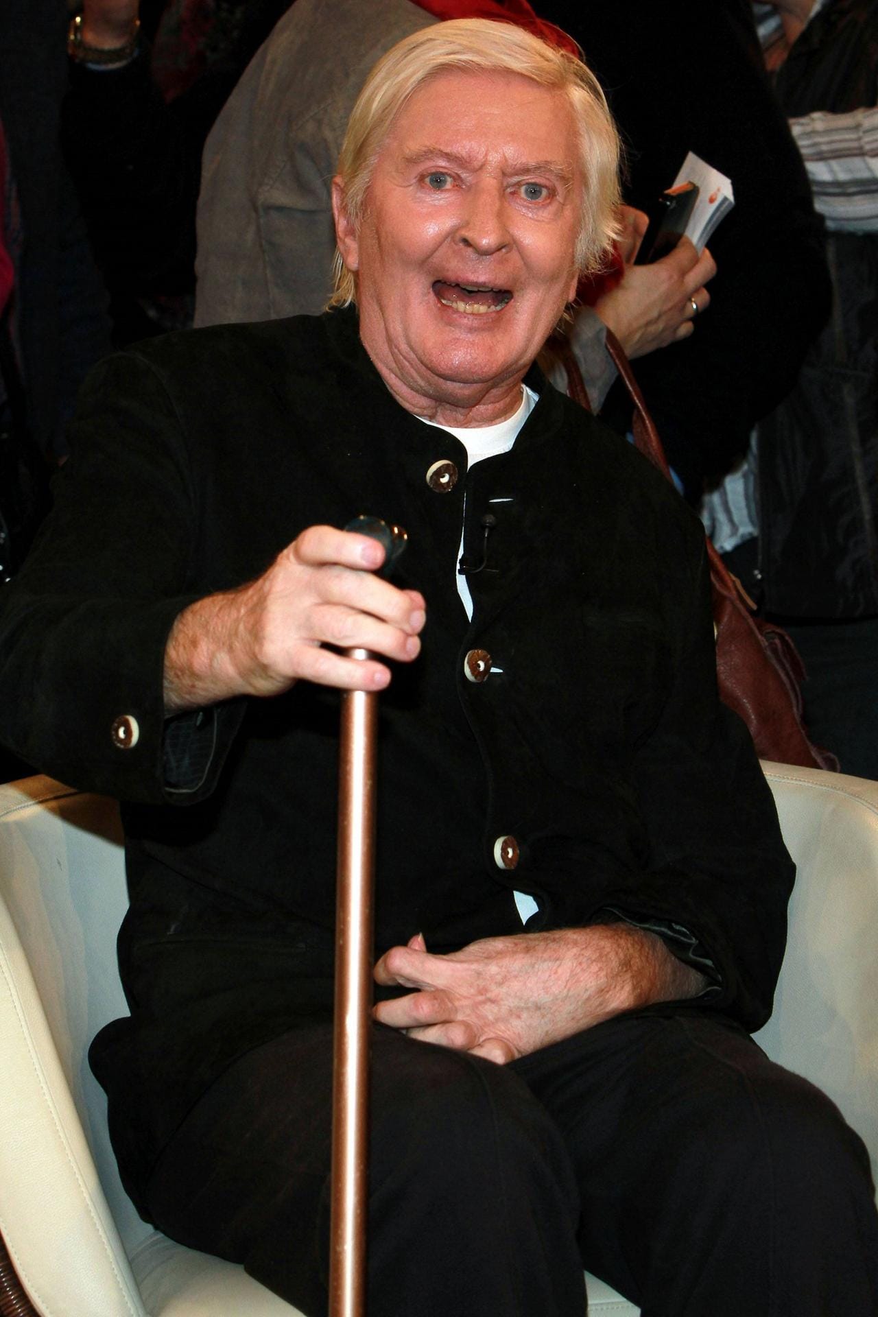 Peer Augustinski: Der "Klimbim"-Darsteller arbeitete nach dem Serienende nicht nur als Schauspieler, sondern auch als Synchronsprecher. So ist er die deutsche Stimme von Robin Williams. 2014 starb er im Alter von 74 Jahren.