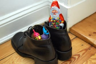 Nikolaus: Ein Weihnachtsmann aus Schokolade wird gerne verschenkt.