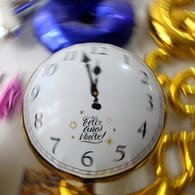 Silvesterparty: Warum wünscht man sich einen "Guten Rutsch ins Neue Jahr"?