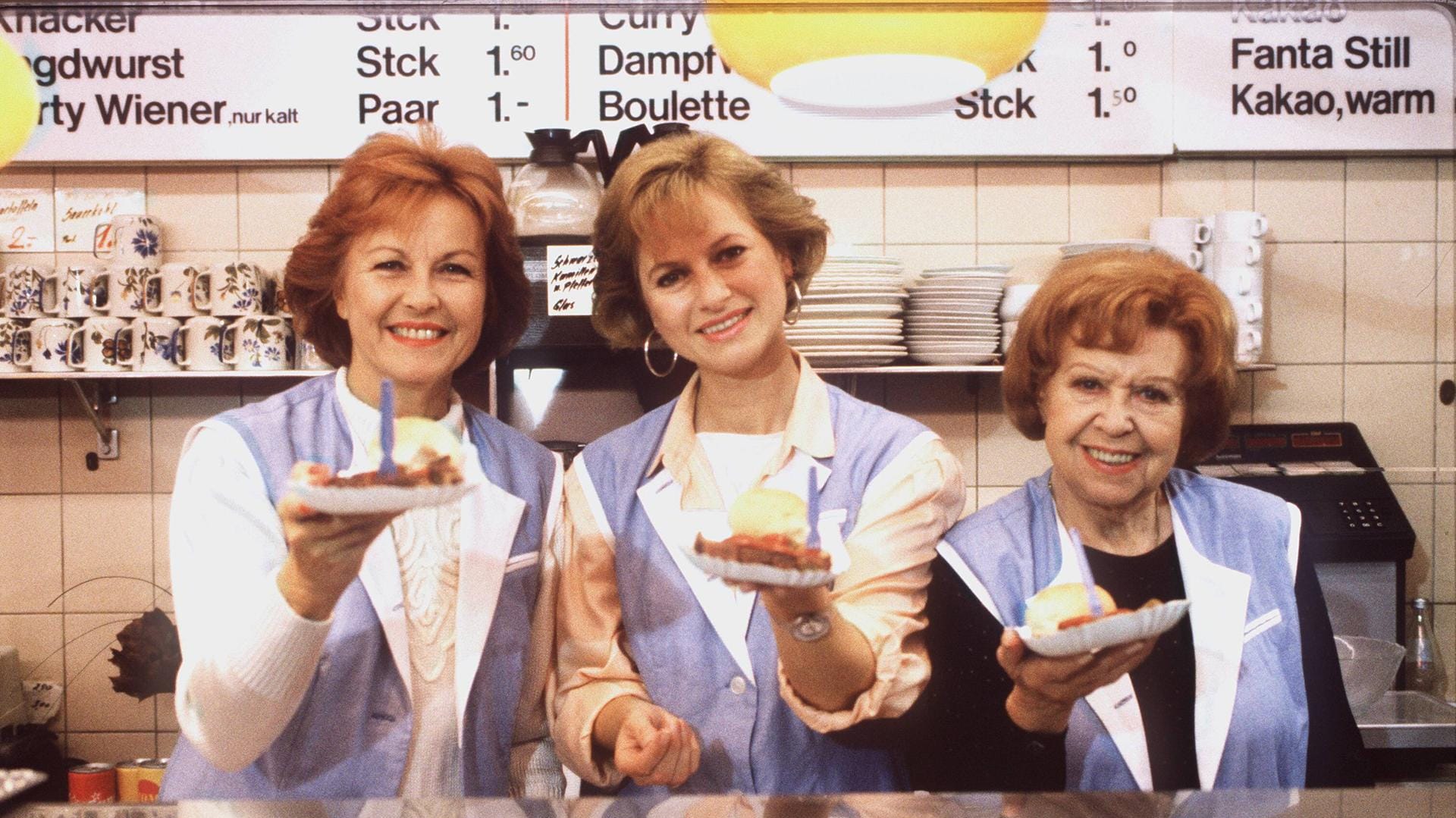 "Drei Damen vom Grill": Brigitte Grothum (Magda), Gabrielle Schramm (Margot) und Brigitte Mira (Oma Färber).