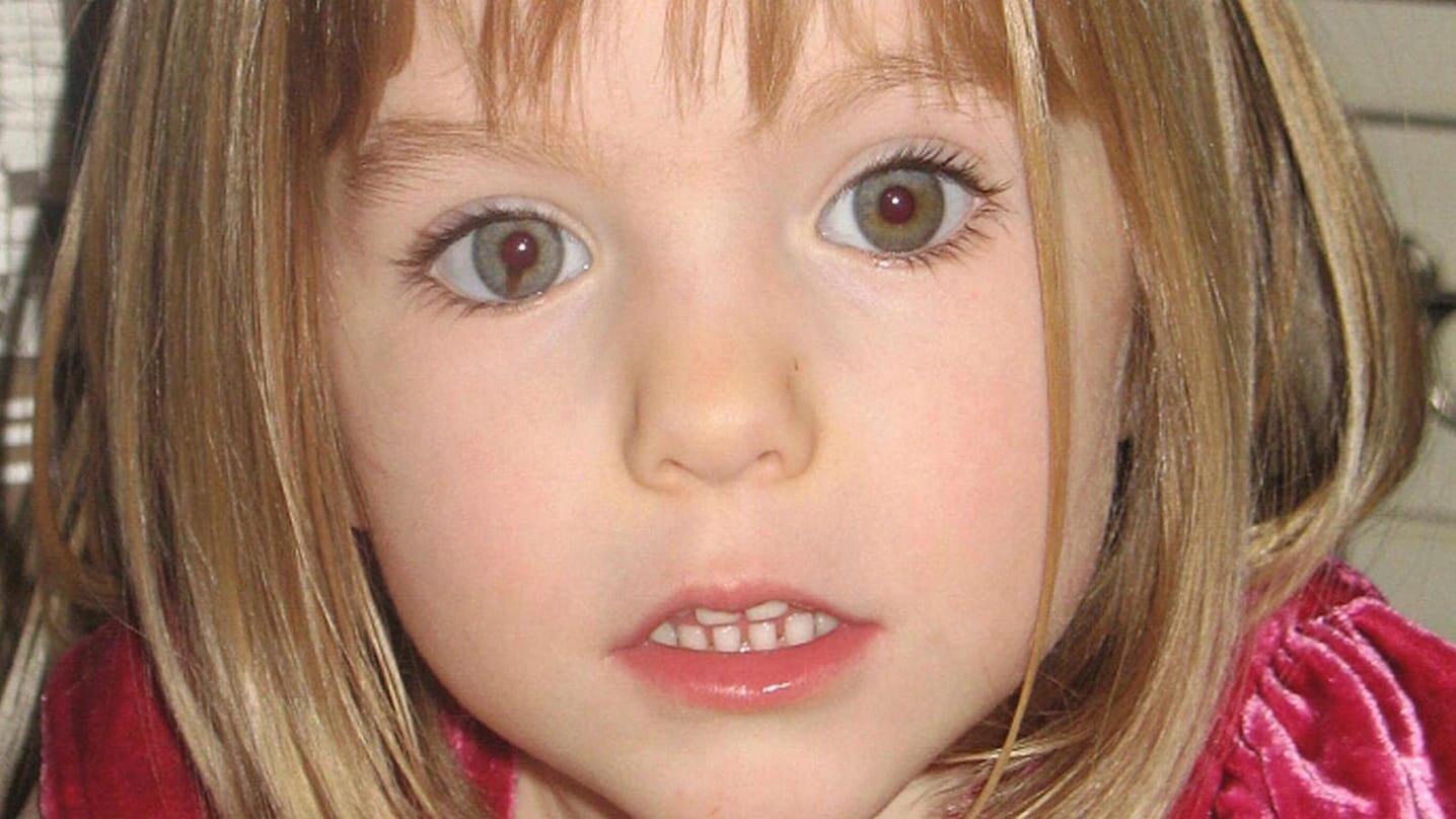 13 Jahre nach dem Verschwinden Madeleine McCanns wird nun gegen einen Deutschen wegen Mordes ermittelt. Es ist die neueste Entwicklung im tragischen Fall Maddie.