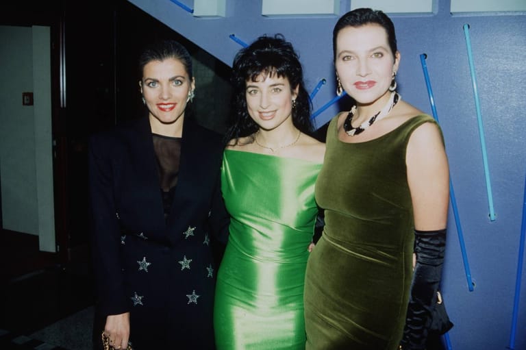 Dezember 1991: Birgit Schrowange, Isabel Varell und Isolde Tarrach.