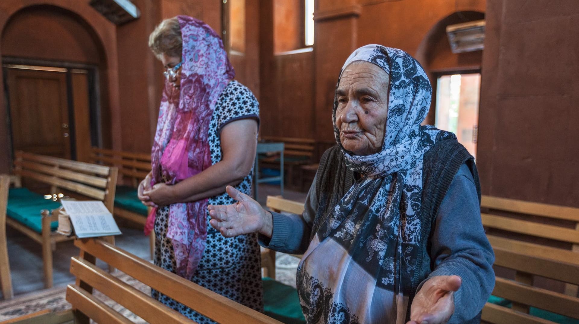 Ein paar Kilometer außerhalb der Hauptstadt beginnt das andere Armenien. Sehr konservativ, traditionell – und arm.