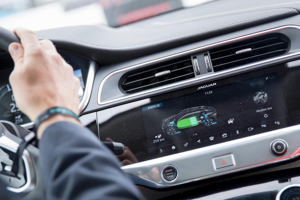 E-Auto: Wer ein paar Hinweise beachtet, kann die Reichweite steigern.