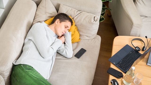 Pausen sollten bei Fatigue ein fester Bestandteil der Tagesplanung sein.