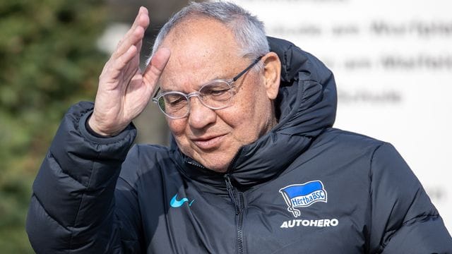 Beim Auswärtsspiel gegen Bayer Leverkusen kann Hertha-Coach Magath nun erstmals auf der Bank sitzen.