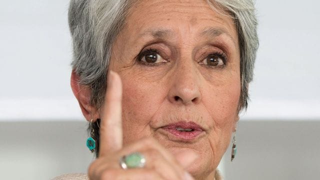 Die Musikerin Joan Baez tritt kaum noch auf, malt dafür umso lieber.