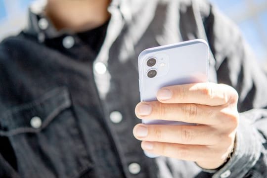 Um die Sperrung zu veranlassen, kann man auch die Sperr-App nutzen. Um die Sperrung zu veranlassen, kann man auch die Sperr-App nutzen.