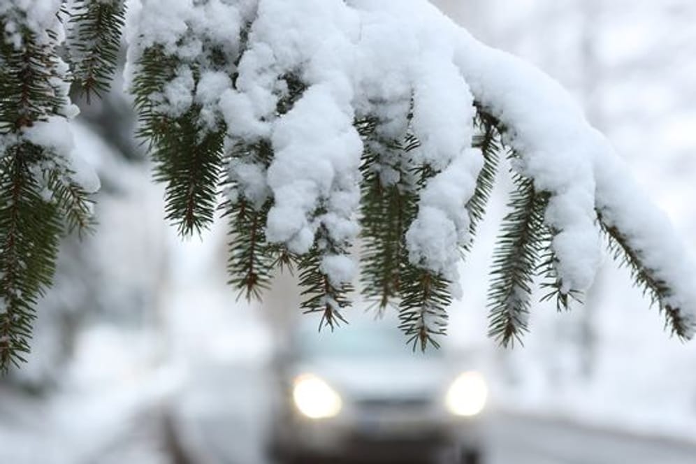 Autofahrt im Winter
