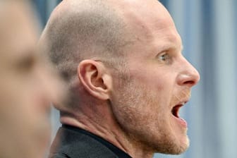 Eishockey-Bundestrainer Toni Söderholm bleibt auch nach dem schwachen Olympia-Abschneiden ambitioniert.