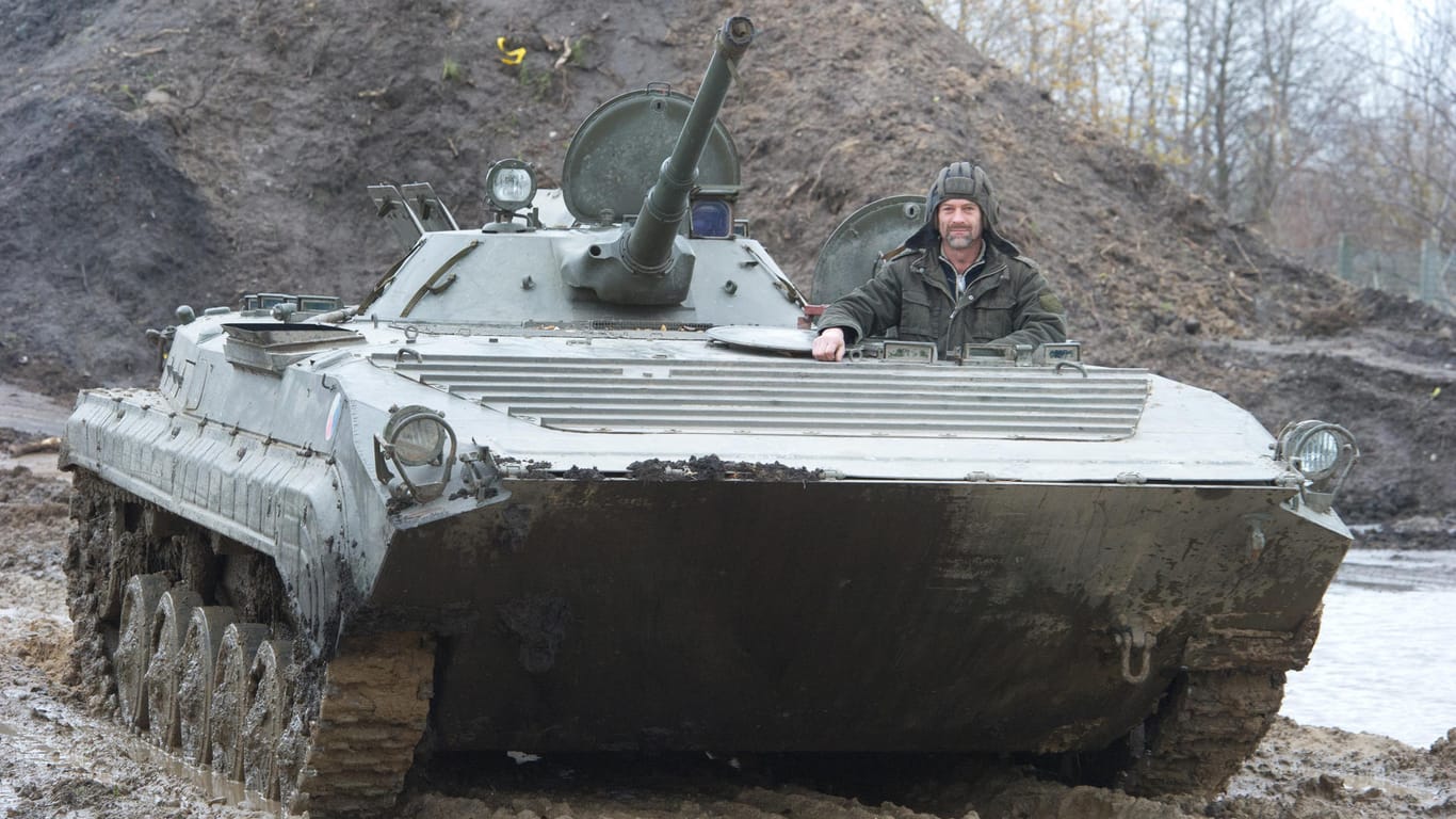 Ein Schützenpanzer sowjetischer Bauart: Die Bundesregierung hat einer Lieferung von 58 Stück von Tschechien in die Ukraine zugestimmt.