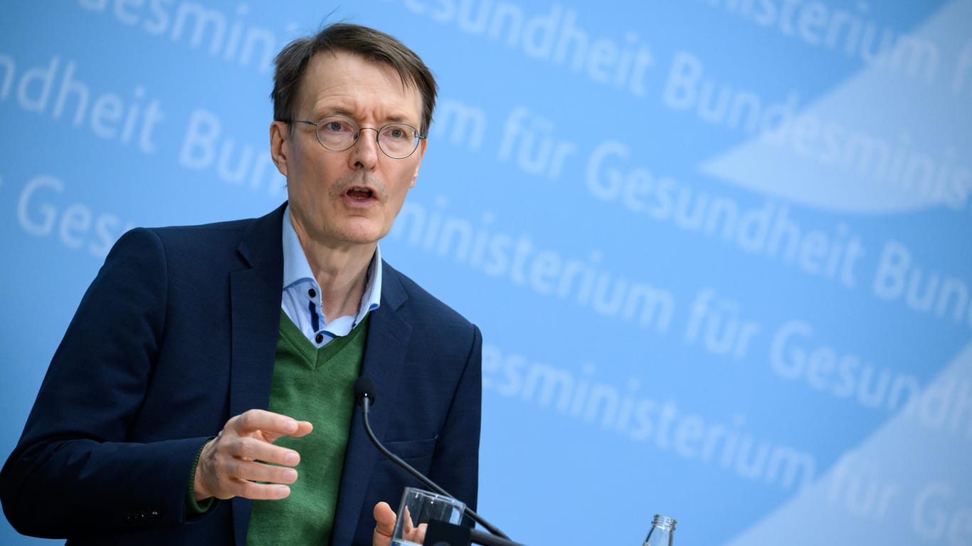 Karl Lauterbach (SPD): Trotz der Aufhebung vieler Corona-Regeln mahnt der Bundesgesundheitsminister weiter zur Vorsicht.