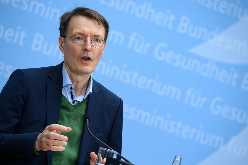 Karl Lauterbach (SPD): Trotz der Aufhebung vieler Corona-Regeln mahnt der Bundesgesundheitsminister weiter zur Vorsicht.