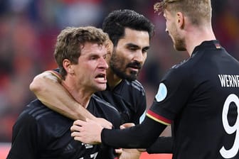 Thomas Müller, Ilkay Gündogan und Timo Werner (v.l.): Die Vorfreude auf die WM ist groß.