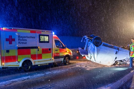 Unfall bei Schneefall
