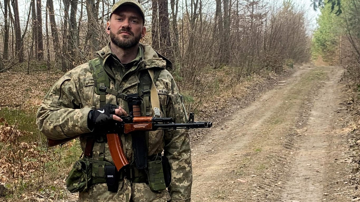 Dmytro Dikussar: Mittlerweile trägt er die Uniform der ukrainischen Streitkräfte.