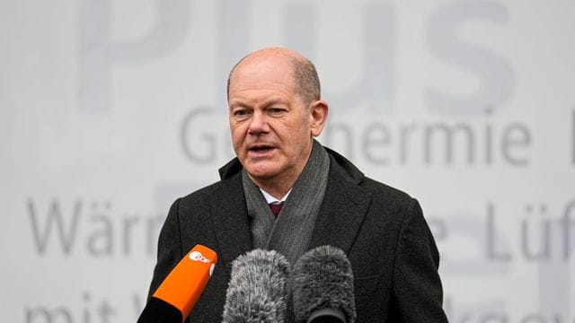 Bundeskanzler Olaf Scholz (SPD) spricht in Bottrop.