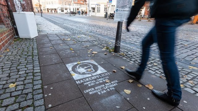 Hinweis auf Maskenpflicht Hinweis auf Maskenpflicht