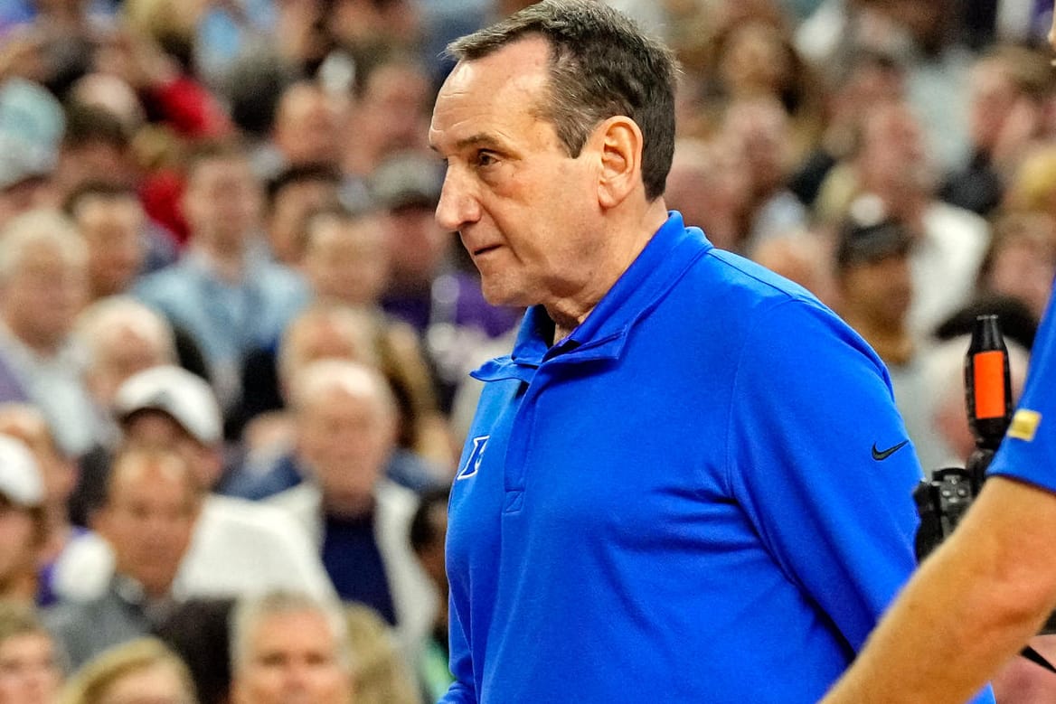 Mike Krzyzewski: Die Trainer-Ikone verlässt nach der Niederlage gegen North Carolina die Halle.