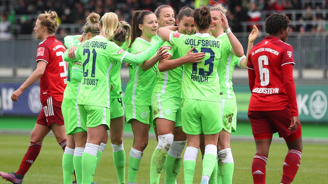 Wolfsburgs Frauen jubeln, die Bayern trauern: Das Topspiel am Sonntag war eine einseitige Geschichte.