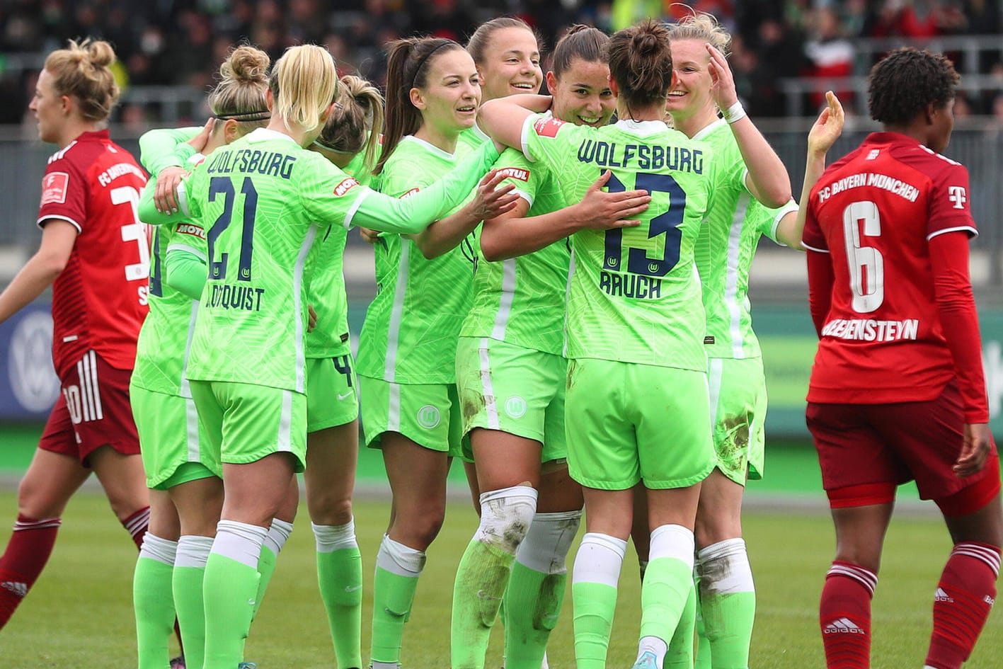 Wolfsburgs Frauen jubeln, die Bayern trauern: Das Topspiel am Sonntag war eine einseitige Geschichte.