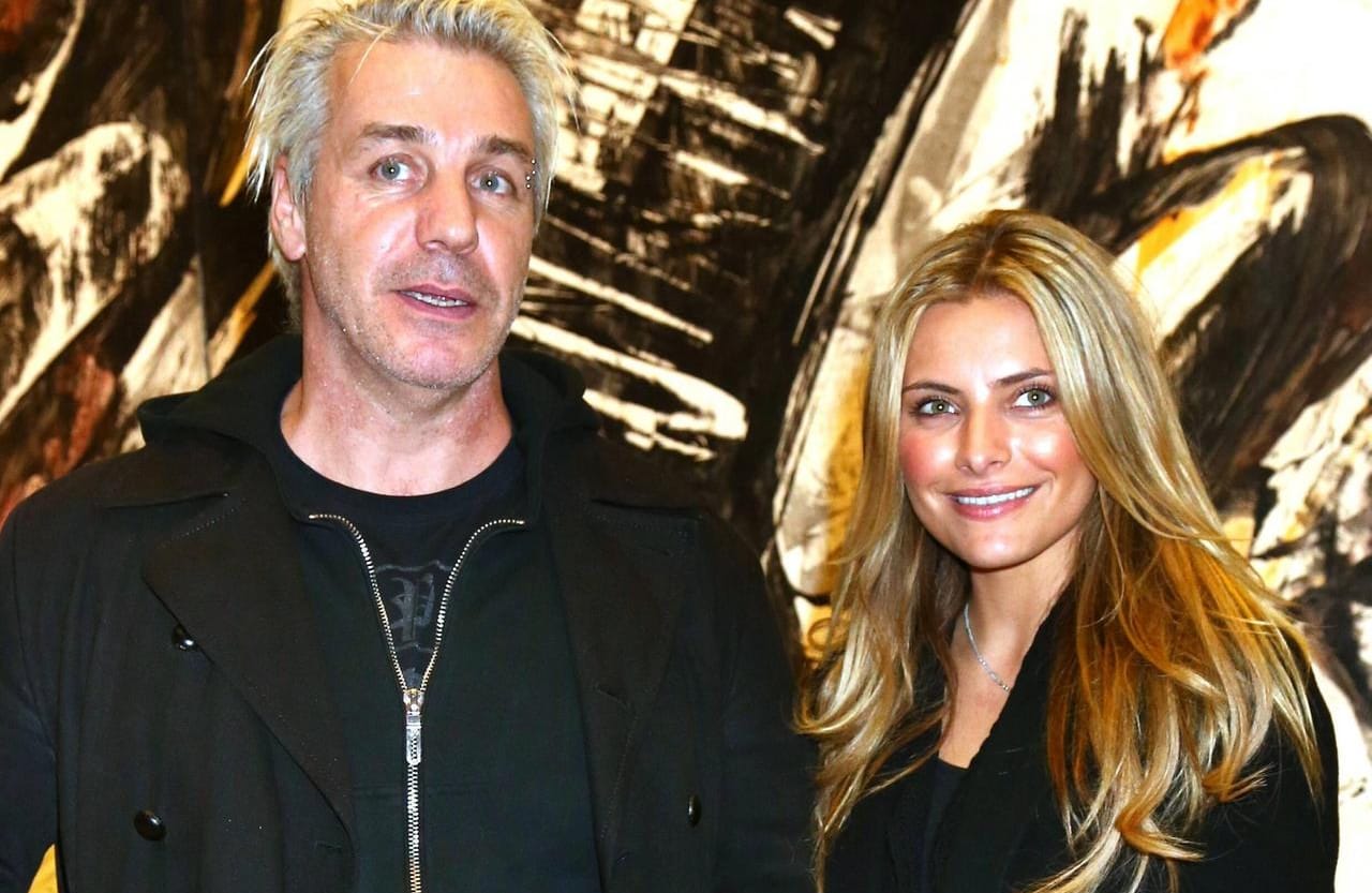 Till Lindemann: Der Frontsäger der Band Rammstein führte von 2011 bis 2015 mit dem Model eine On/Off-Beziehung. Während dieser Zeit ließ sich Sophia Thomalla das Gesicht des Musikers auf den Unterarm tätowieren.