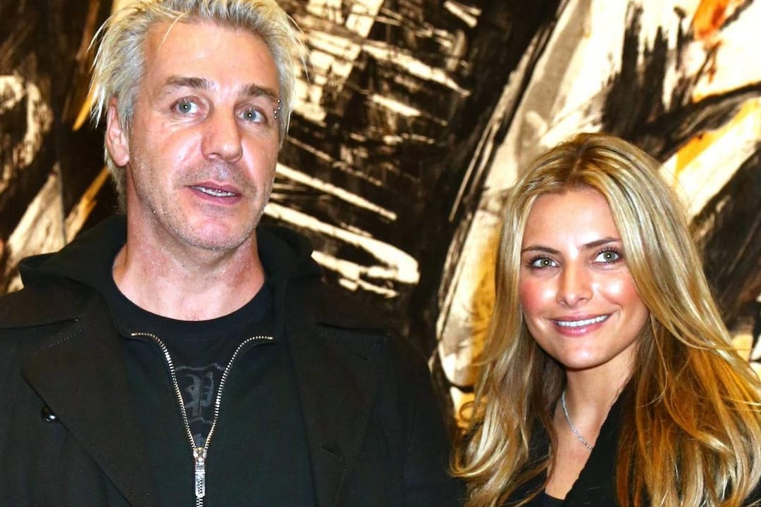 Till Lindemann: Der Frontsäger der Band Rammstein führte von 2011 bis 2015 mit dem Model eine On/Off-Beziehung. Während dieser Zeit ließ sich Sophia Thomalla das Gesicht des Musikers auf den Unterarm tätowieren.