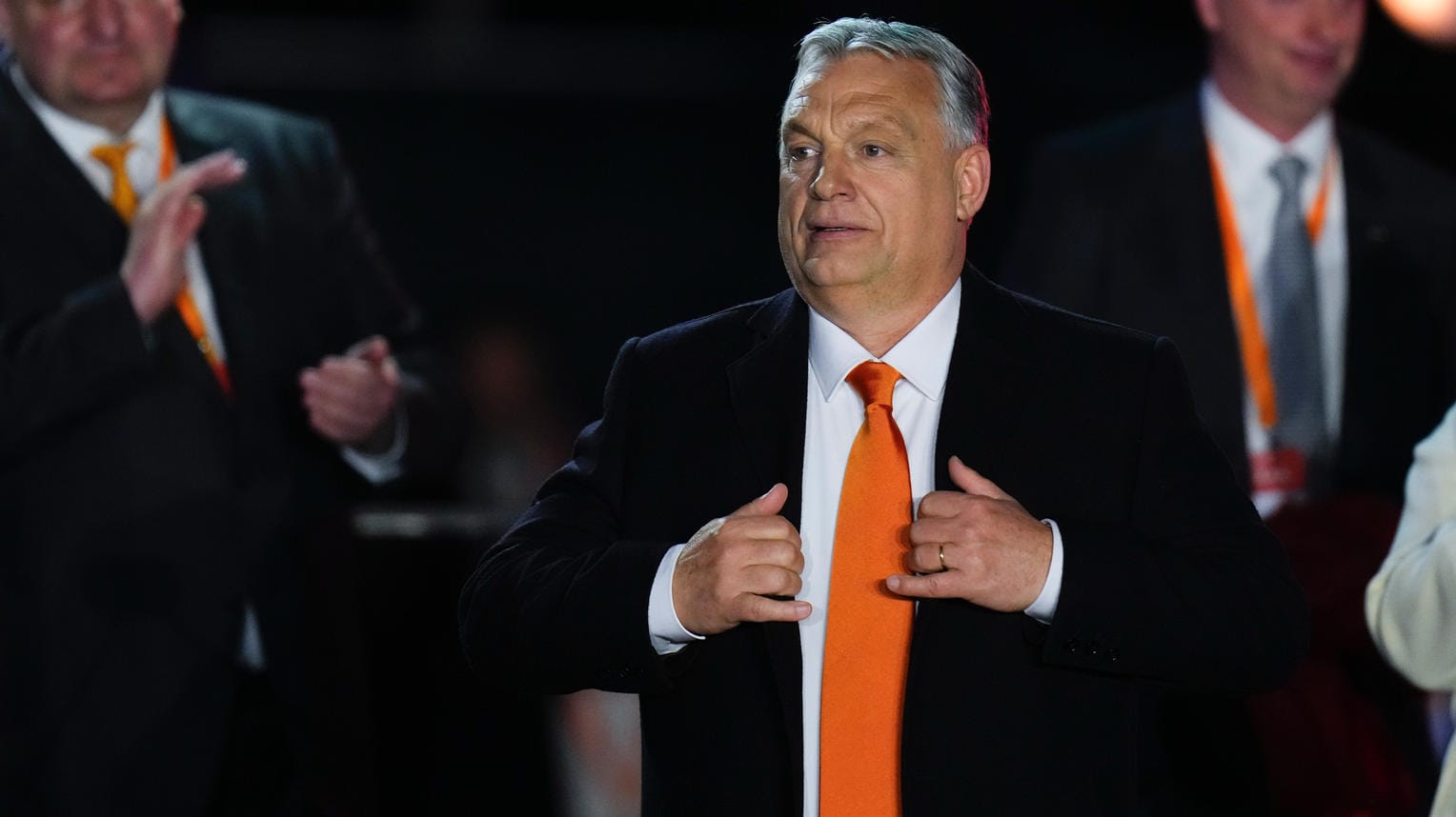 Viktor Orbán, Ministerpräsident von Ungarn: Er dankte seinen Anhängern auf einer Wahlparty in Budapest. Viktor Orbán, Ministerpräsident von Ungarn: Er dankte seinen Anhängern auf einer Wahlparty in Budapest.
