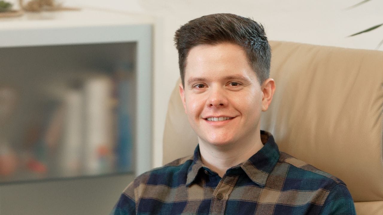 Langer Weg zum Ziel: Wer wie Sascha Belkadi als Psychologischer Psychotherapeut Menschen in der eigenen Praxis behandeln will, braucht viel Ausdauer. Langer Weg zum Ziel: Wer wie Sascha Belkadi als Psychologischer Psychotherapeut Menschen in der eigenen Praxis behandeln will, braucht viel Ausdauer.