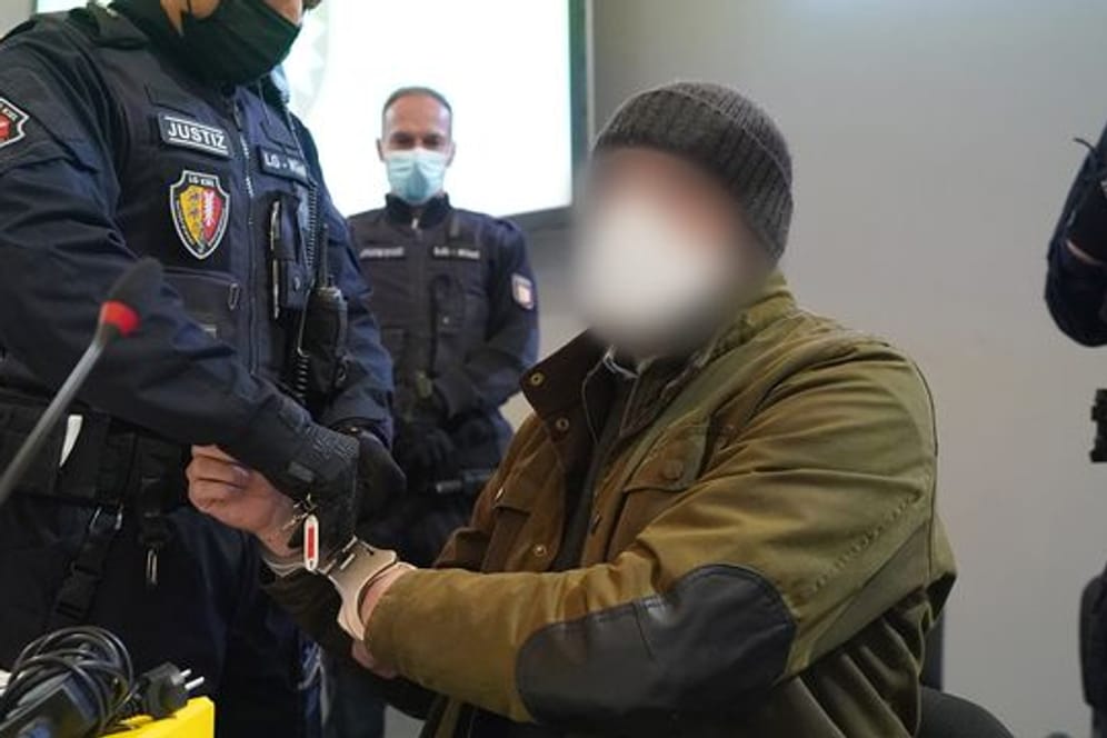 Prozess wegen Dreifachmordes in Dänischenhagen