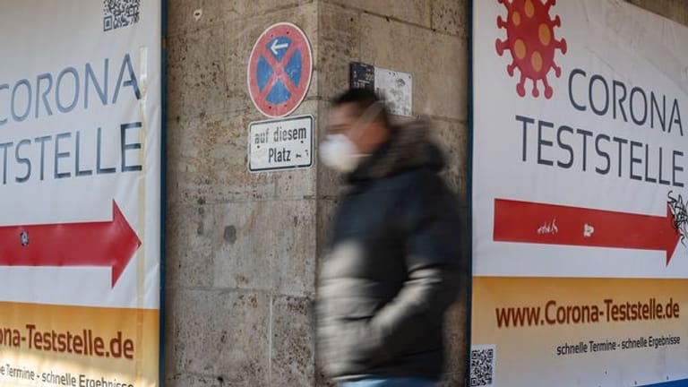 Eine Corona-Teststelle in München.
