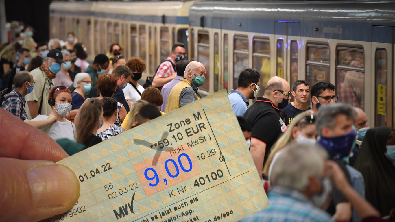 9-Euro-Ticket für Bus und Bahn (Symbolbild): Al-Wazir fordet eine verbundübergreifende Lösung.