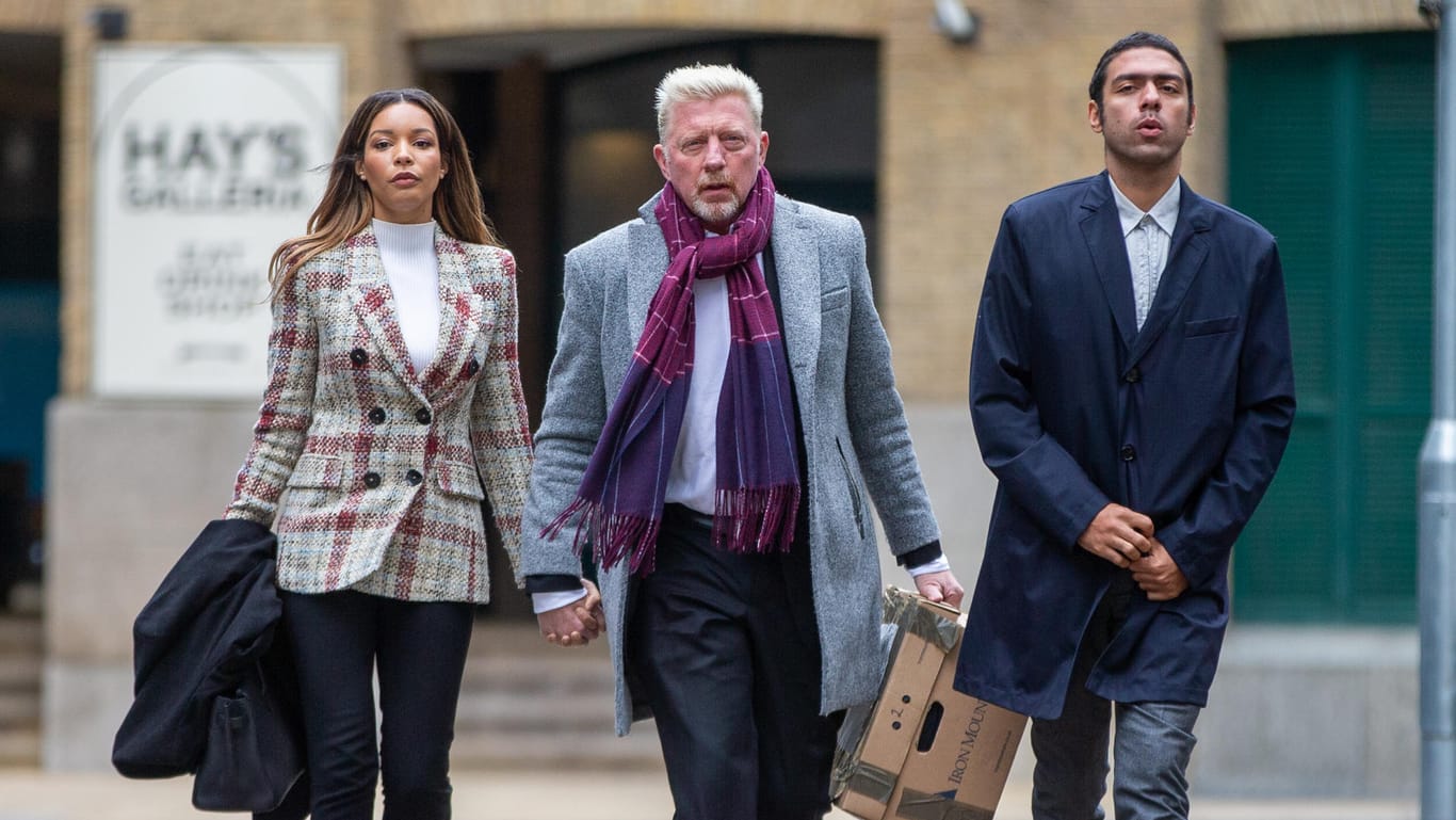 Boris Becker: Zum Gerichtstermin am Dienstag in London begleiteten ihn seine Lebensgefährtin Lilian De Carvalho Monteiro und sein Sohn Noah.