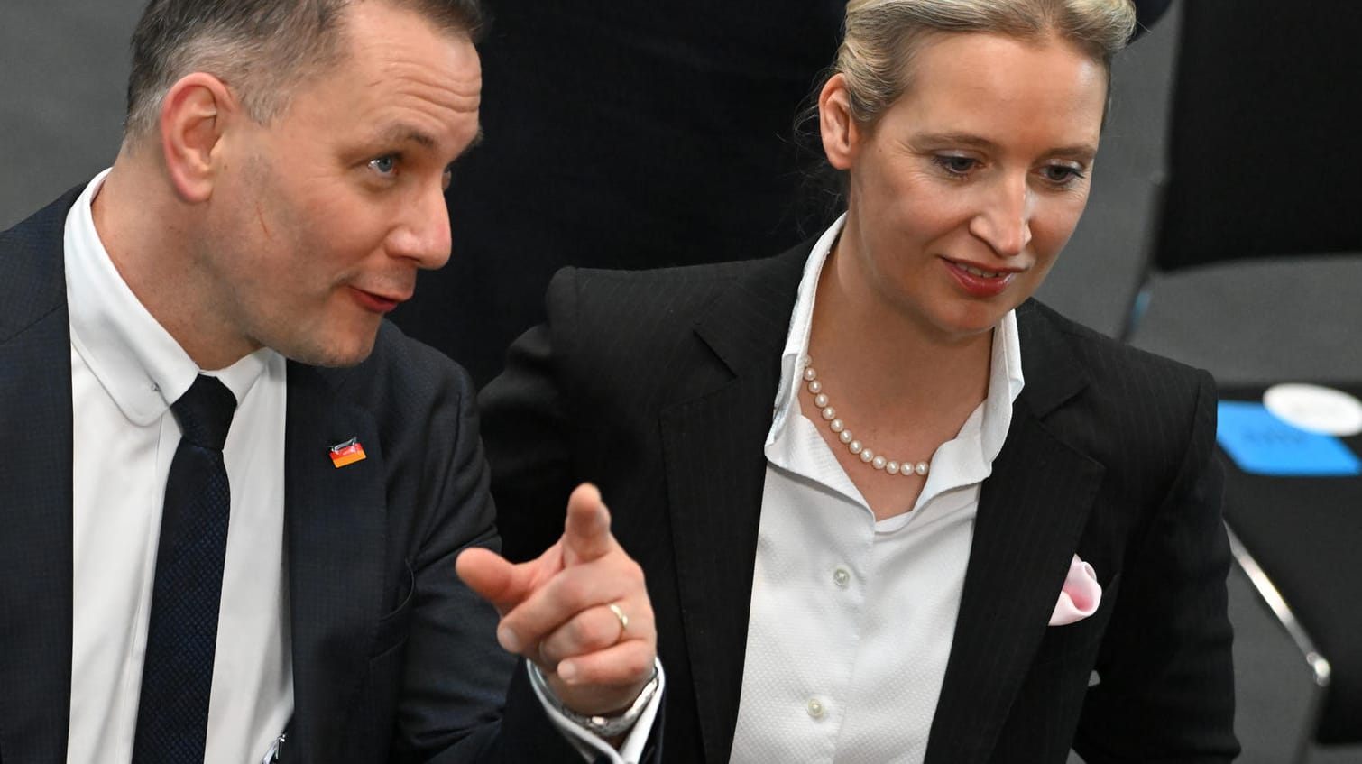 Tino Chrupalla und Alice Weidel: Während der AfD-Chef in der Kritik steht, duckt sich die Co-Fraktionschefin weg.