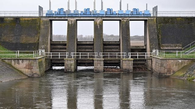 Hochwasserrückhaltebecken Straußfurt