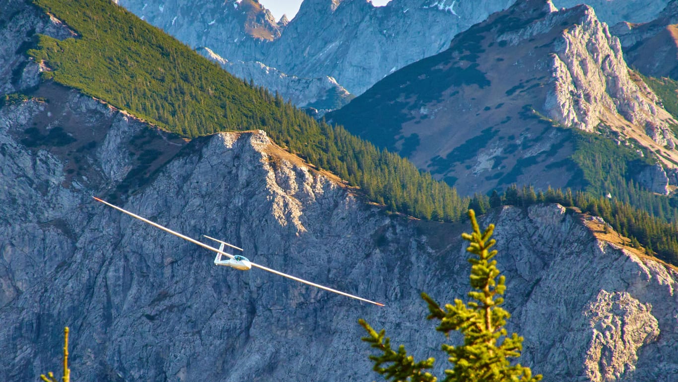 Segelflieger in den bayerischen Alpen: "Die Berge wachsen zu."