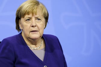 Angela Merkel (Archivbild): Die Altkanzlerin wurde bei einem Urlaub in Italien abgelichtet.