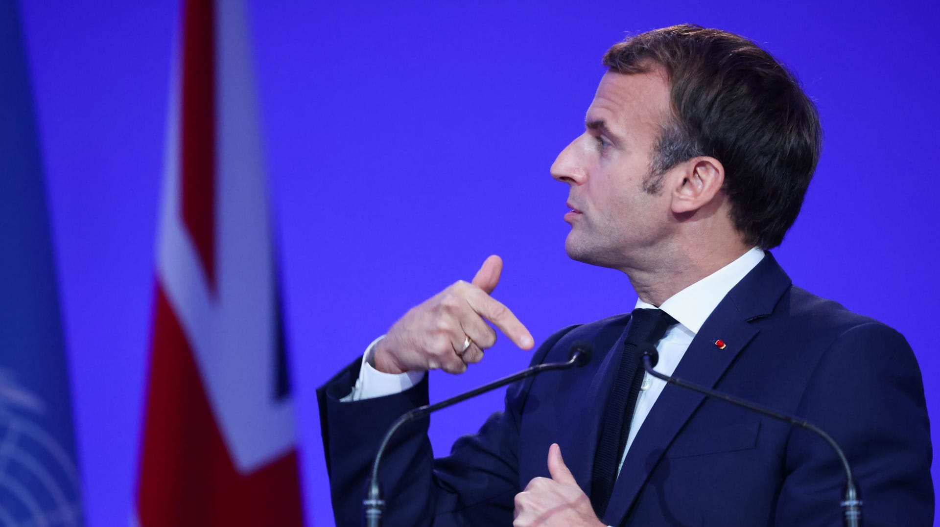 Emmanuel Macron: Der französische Präsident muss sich am Sonntag einer Wahl stellen.