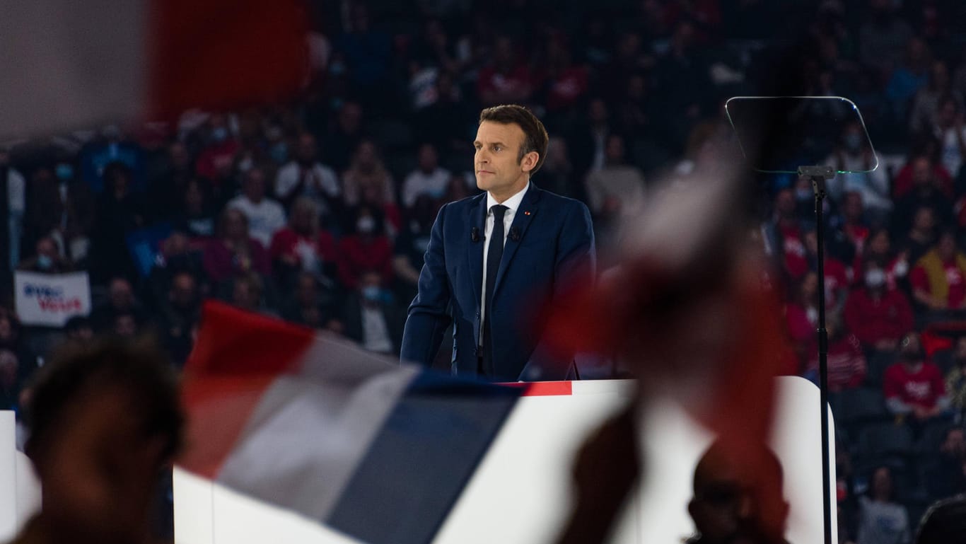Der französische Präsident bei einer Wahlkampfveranstaltung: Emmanuel Macron will wiedergewählt werden.
