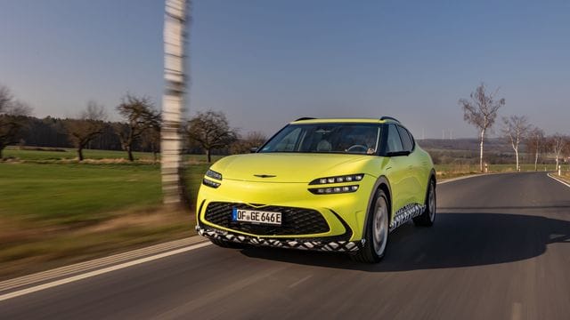 Bahn frei: Der GenesiBahn frei: Der Genesis GV60 bereitet sich noch bei letzten Testfahrten auf sein Debüt vor. s GV60 bereitet sich noch bei letzten Testfahrten auf sein Debüt vor.