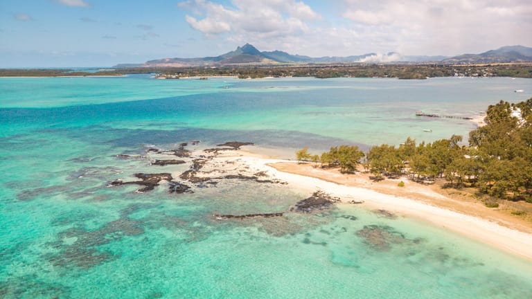 Tropenparadies im Indischen Ozean: Die Kartina Digital GmbH bestätigte t-online auf Anfrage die Verbindung dorthin.