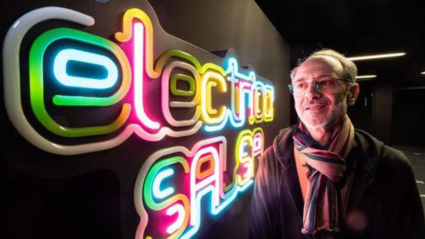 Museumsleiter Alex Azary: "Electrica Salsa" ist eine Single, an der DJ-Legende Sven Väth maßgeblich mitgewirkt hat.
