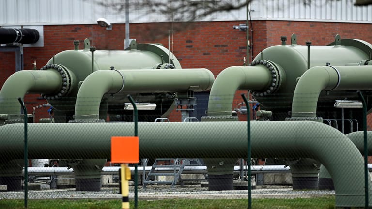 Rohre einer Gaspipeline (Symbolbild): Ein Gasembargo ist weiter nicht in Sicht.