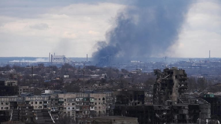 Mariupol ist das Stalingrad unserer Zeit, in der zerstörten Stadt wird immer noch gekämpft.